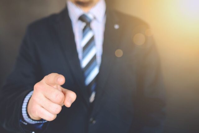 Cum construiești un profil LinkedIn care atrage recrutori, nu doar conexiuni