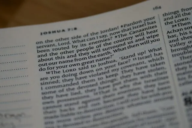 Photo avoiding idolatry tips