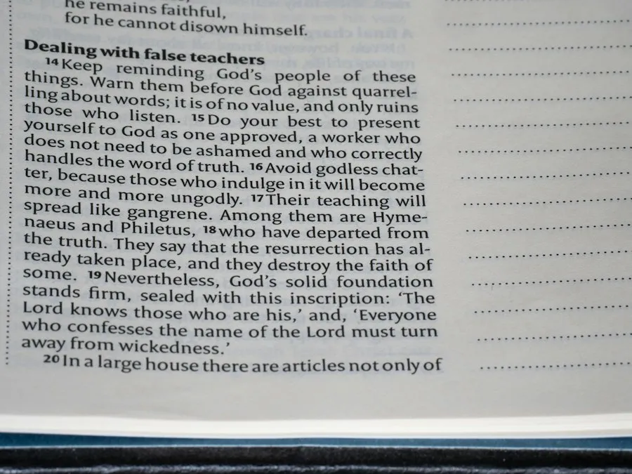 Photo avoiding idolatry tips